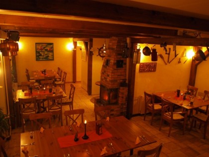 照片: F&amp;auml;hrhaus